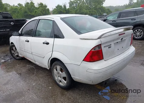 2005 Ford Focus Zx4 from USA, damaged, VIN 1FAFP34N75W187745